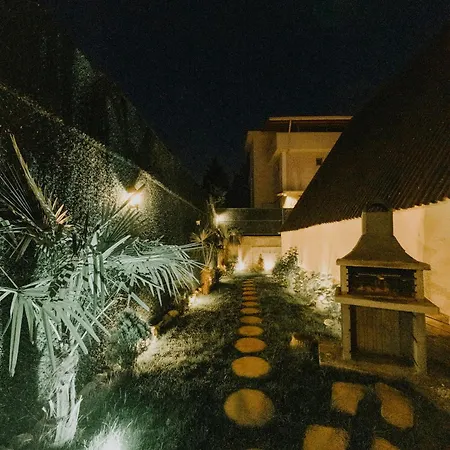 בקתה Bella ספנג'ה